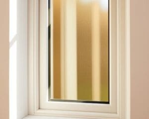 Wat zijn goede isolatietips voor glaspartijen?